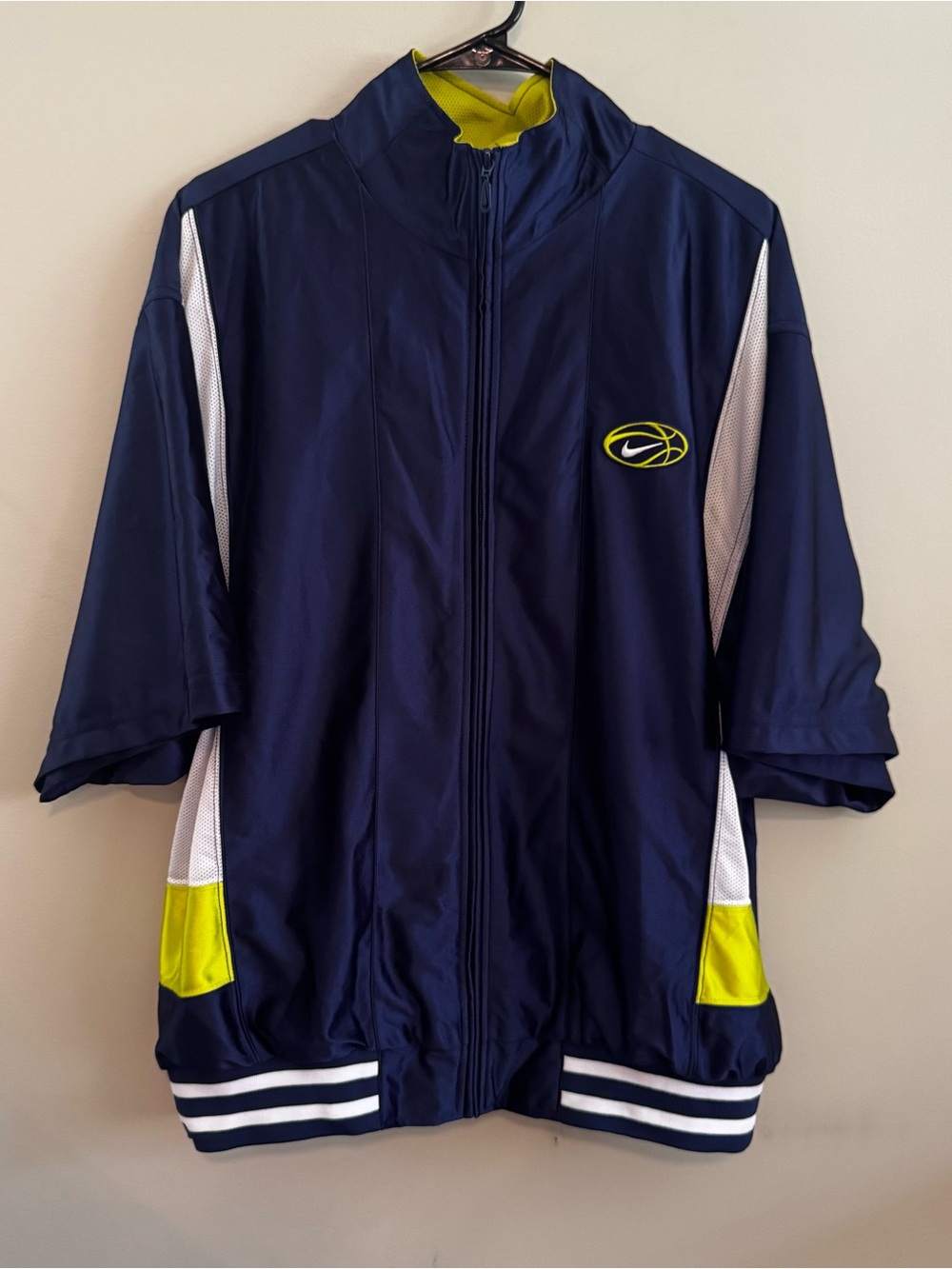 Vintage Nike Men’s L Short Sleeve Basketball Warm Up Jacket Y2K
